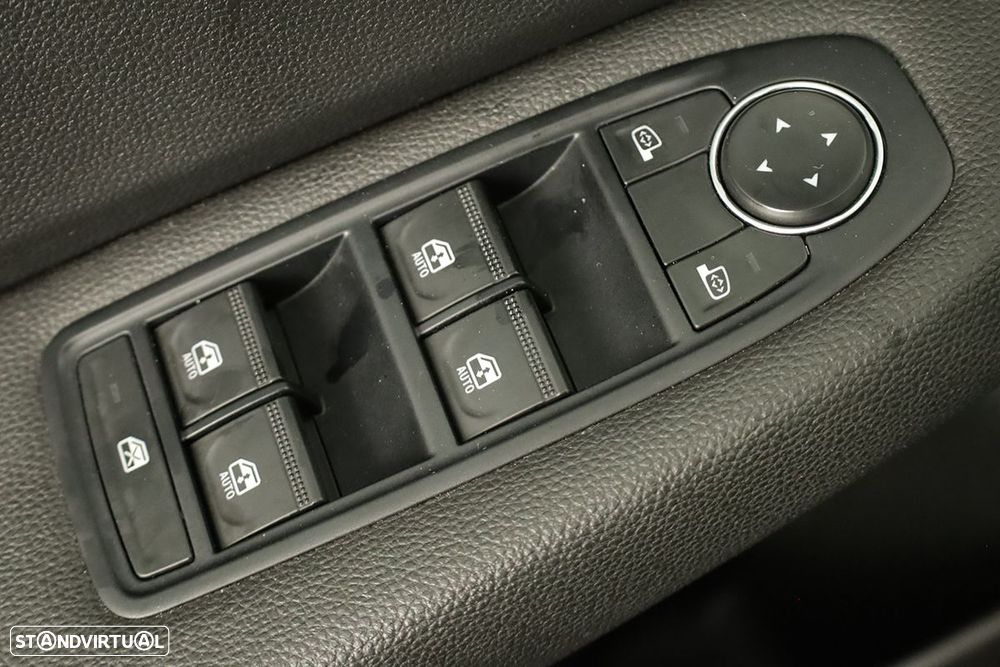 Renault Clio 1.0 TCe Evolution - 21