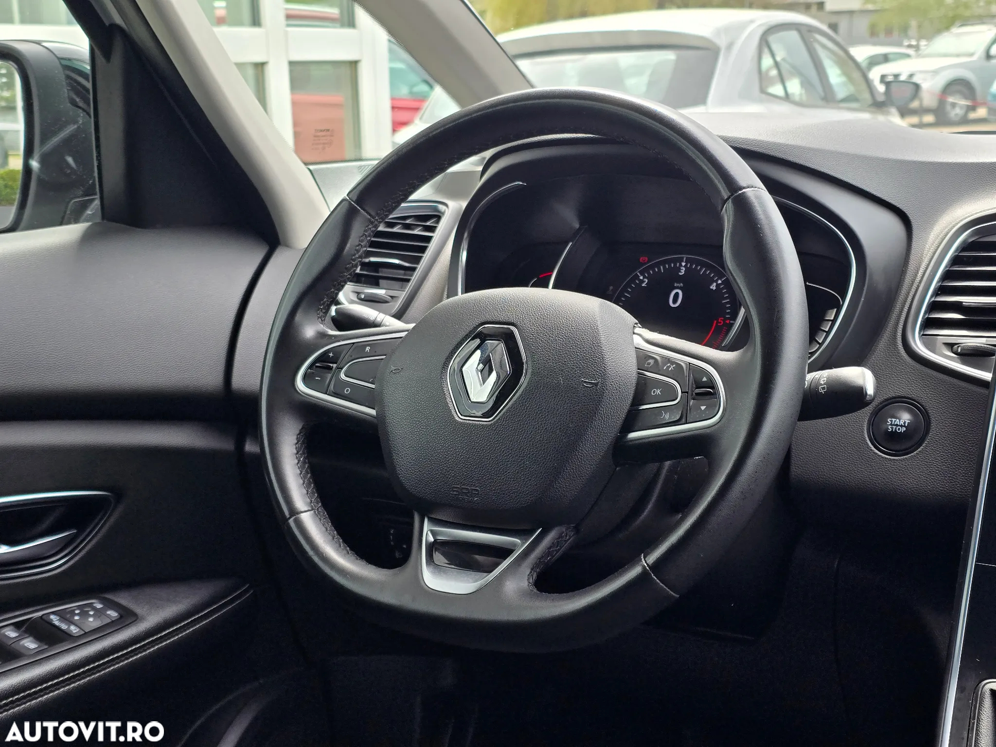 Renault Scenic BLUE dCi 120 LIMITED - 19