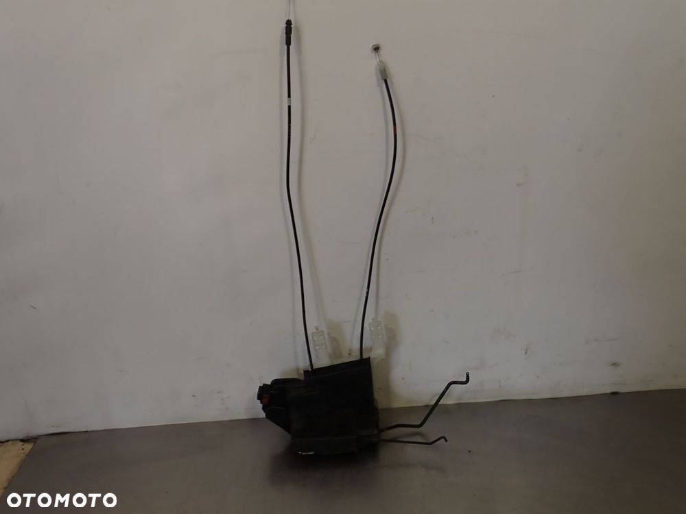 ZAMEK LEWY PRZÓD DRZWI HYUNDAI TUCSON I - 1