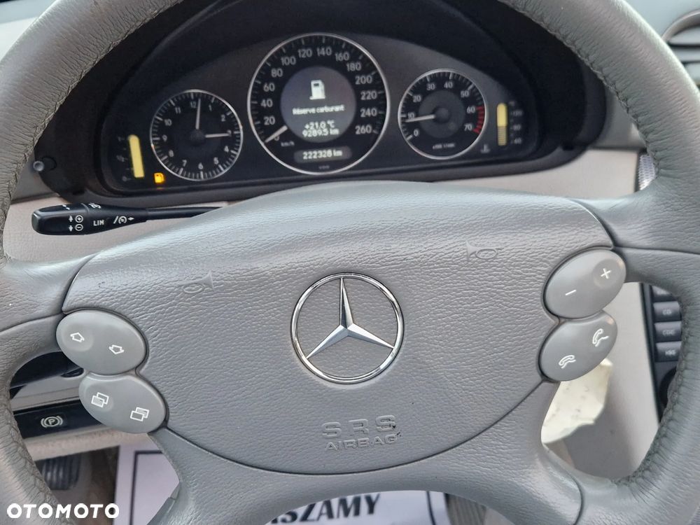 Mercedes-Benz CLK - 16