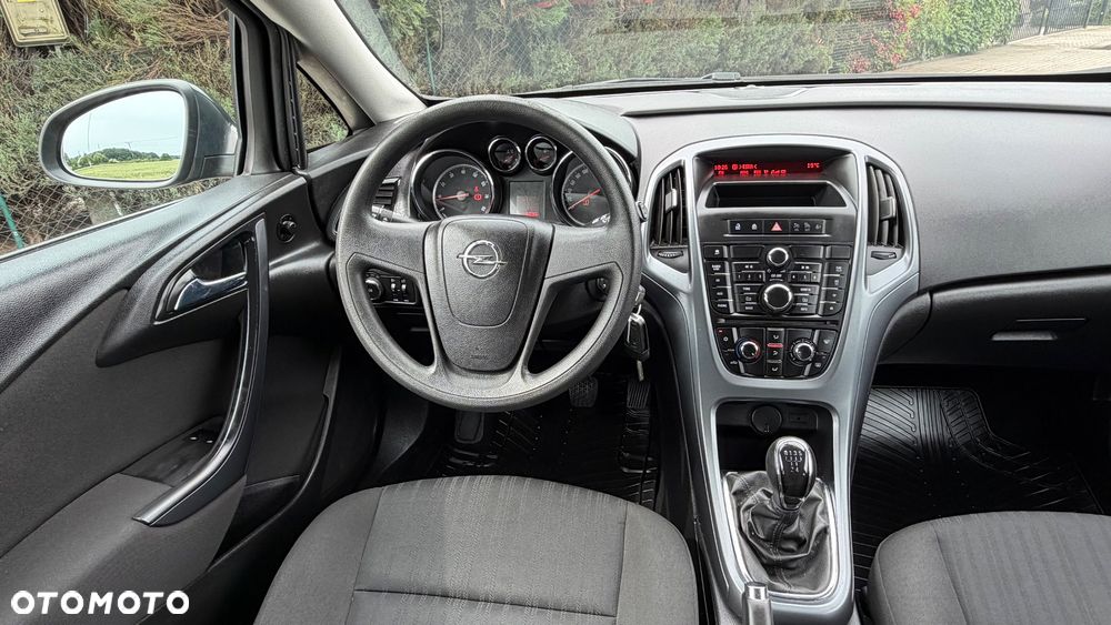 Opel Astra - 26