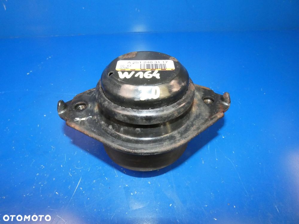 MERCEDES ML W164 R W251 PODUSZKA SILNIKA - 2