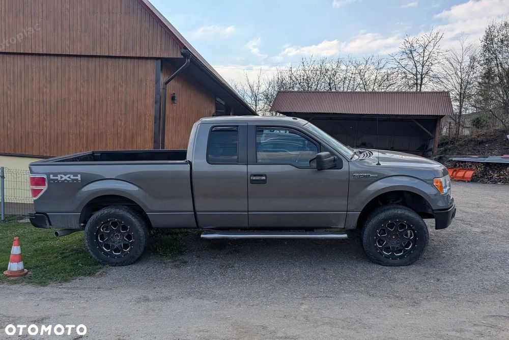 Ford F150 - 1
