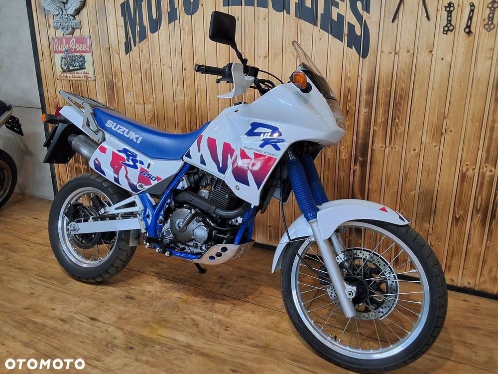 Suzuki DL - 21