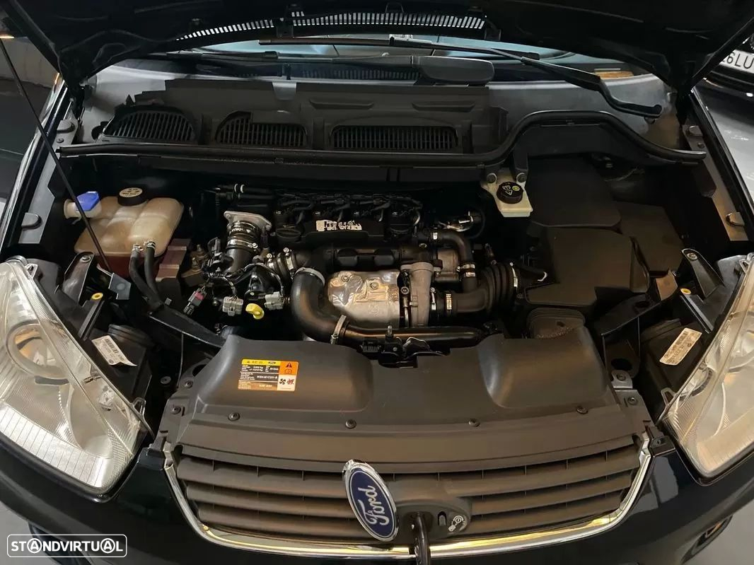Ford C-Max 1.6 TDCi Titanium - 19