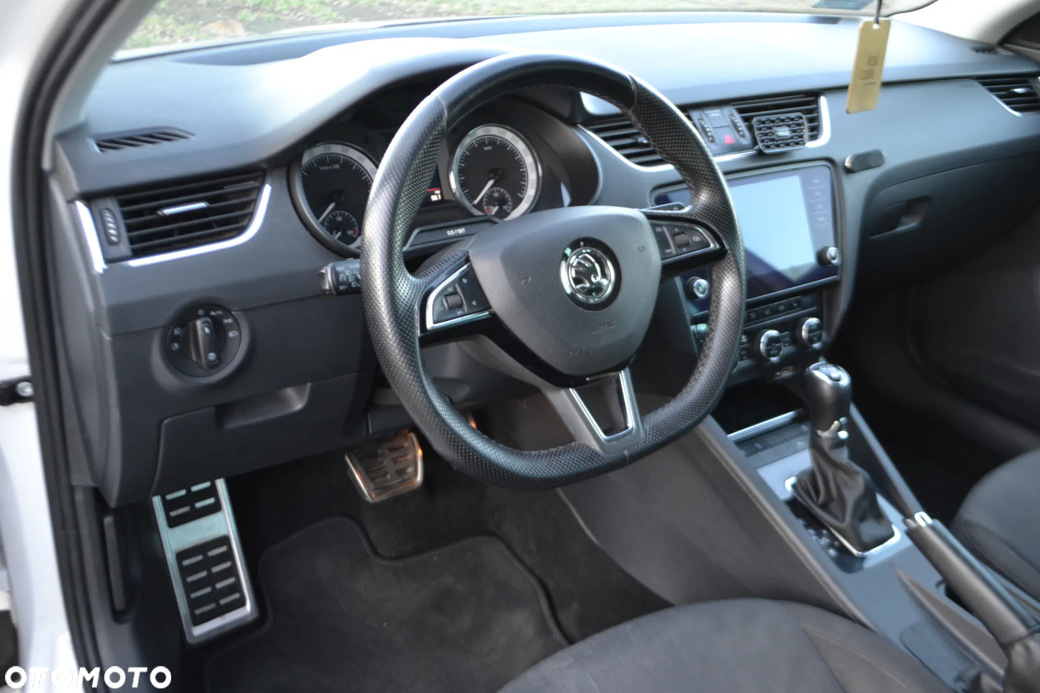 Skoda Octavia 2.0 TDI 4x4 Style DSG - 21