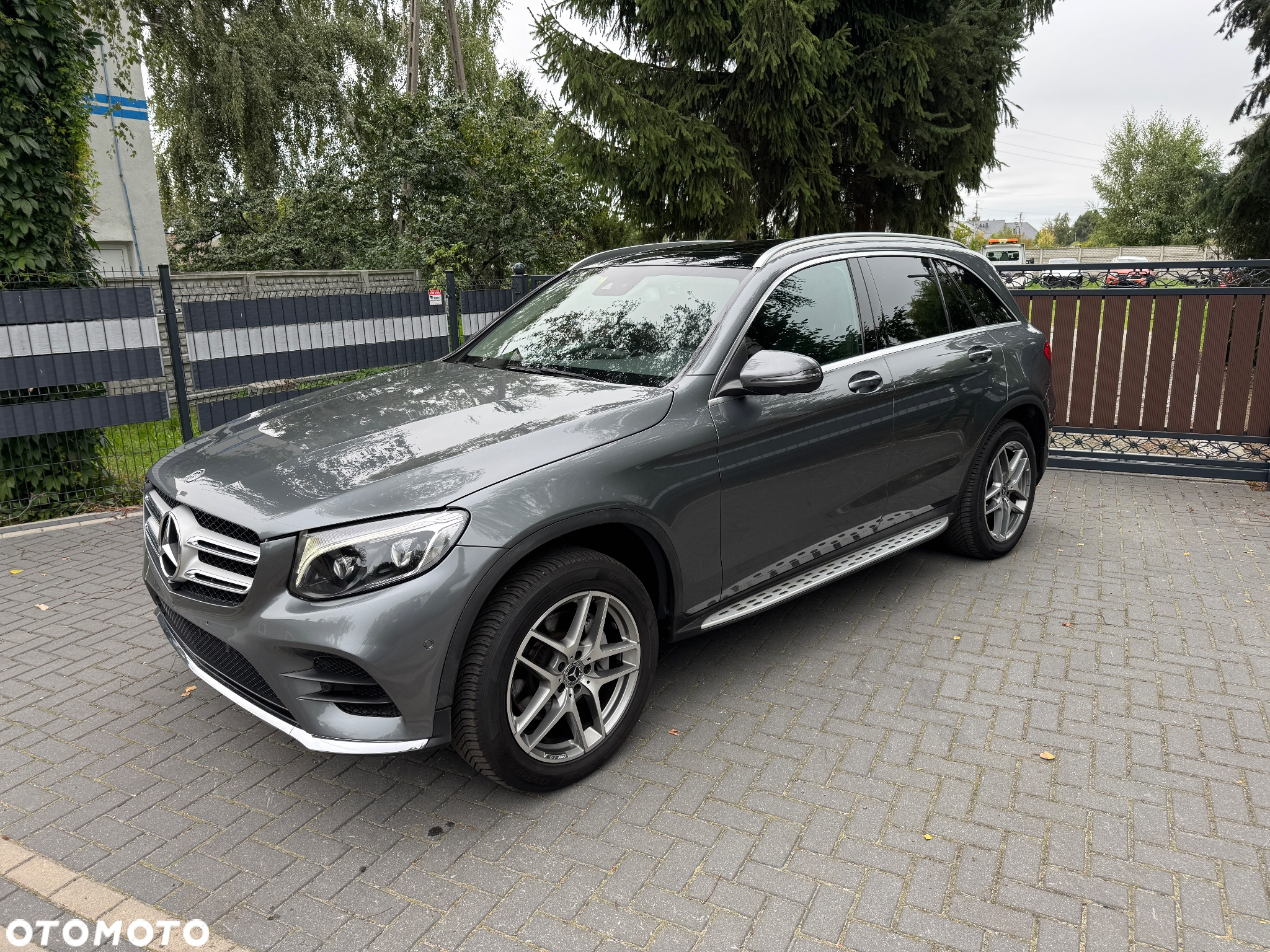 Mercedes-Benz GLC 250 d 4Matic 9G-TRONIC AMG Line - 3
