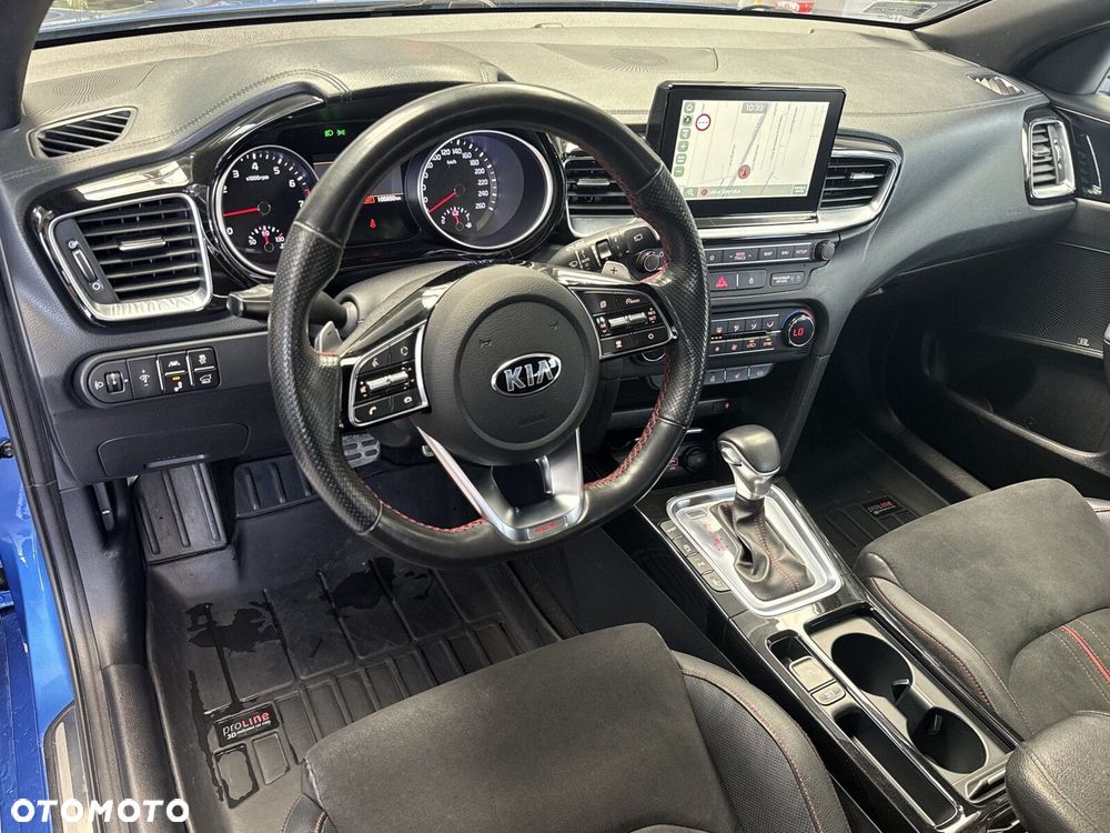 Kia ProCeed 1.6 T-GDI GT DCT - 17