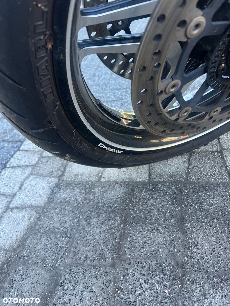 Ducati Diavel - 22