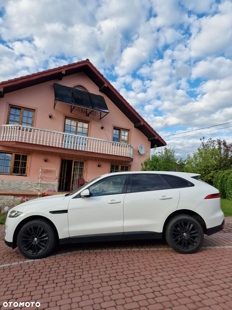 Jaguar F-Pace 30t AWD Prestige - 5