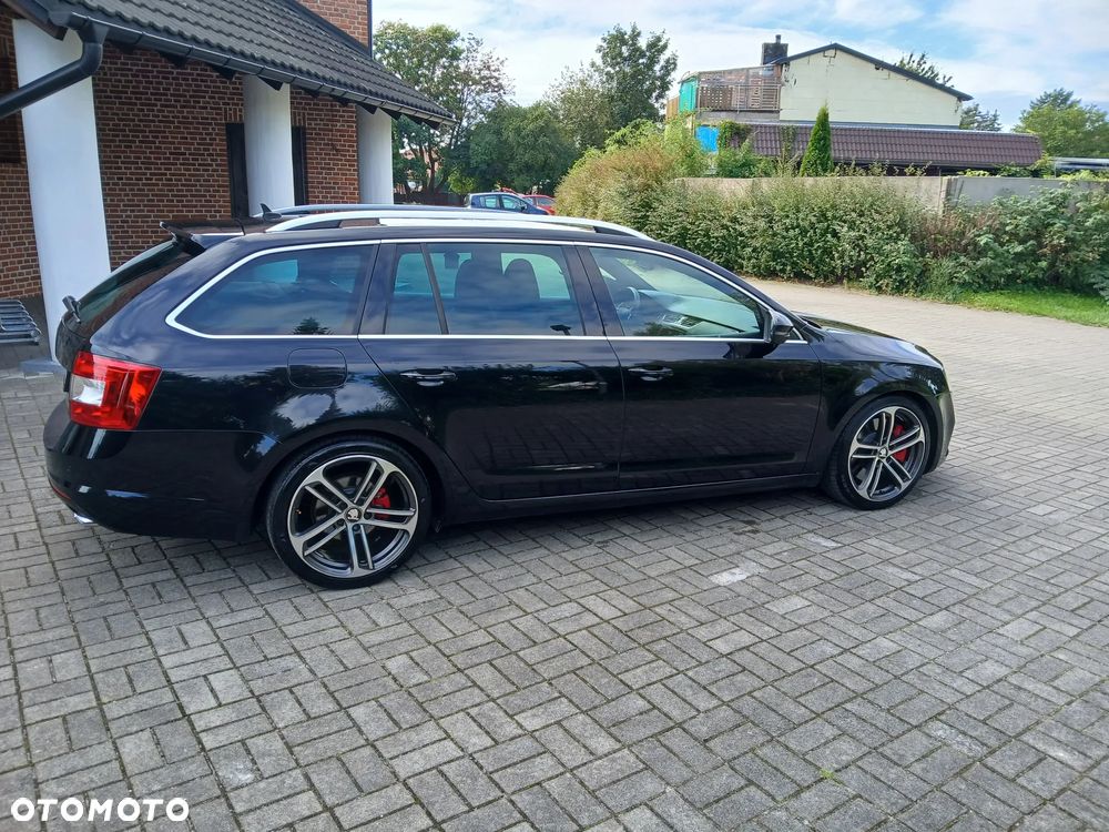 Skoda Octavia 2.0 TDI RS - 29