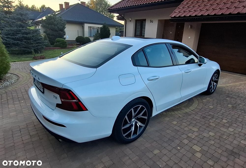 Volvo S60 T5 Momentum Pro - 5