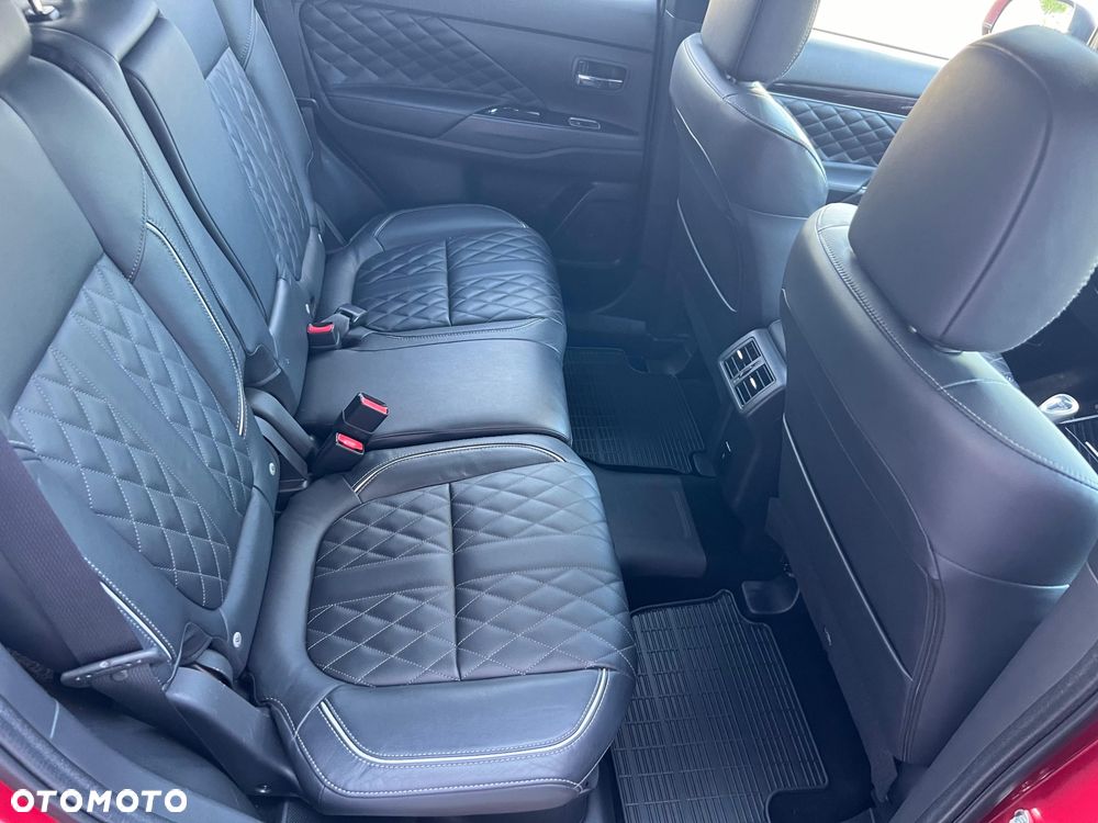 Mitsubishi Outlander 2.4 4WD Diamant - 12