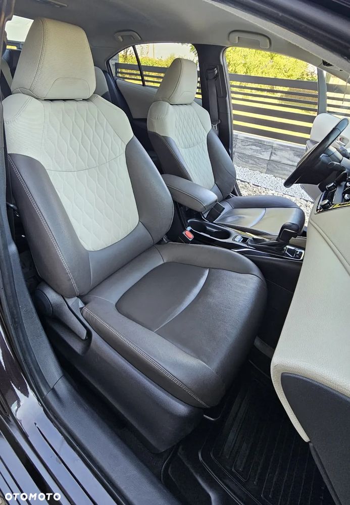 Toyota Corolla 1.8 Hybrid GPF Executive - 12