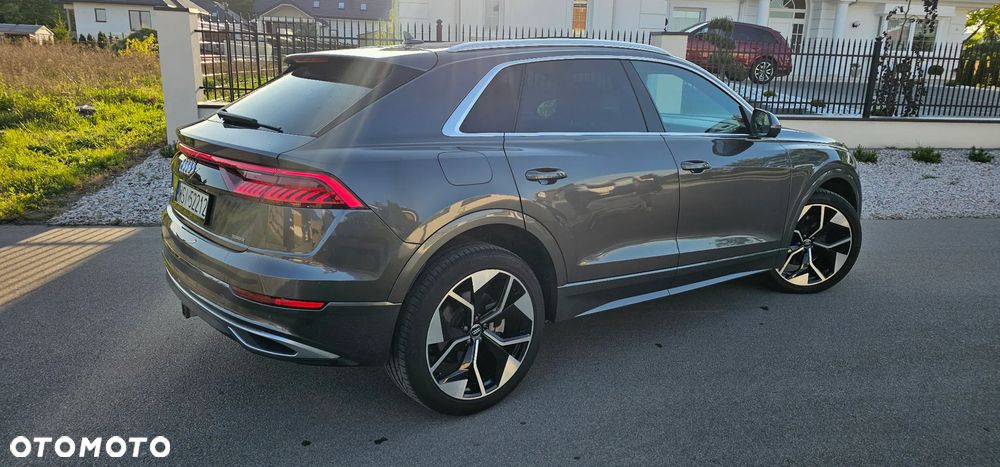 Audi Q8 55 TFSI quattro tiptronic - 8