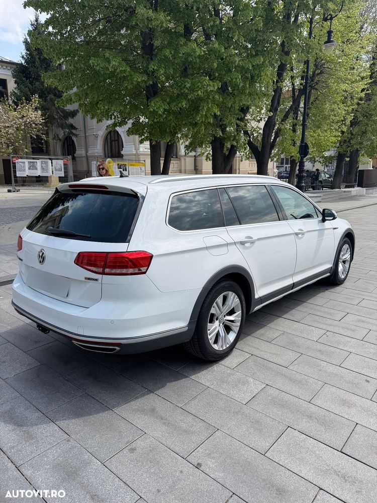 Volkswagen Passat Alltrack 2.0 TDI SCR 4Motion DSG (BMT) - 5