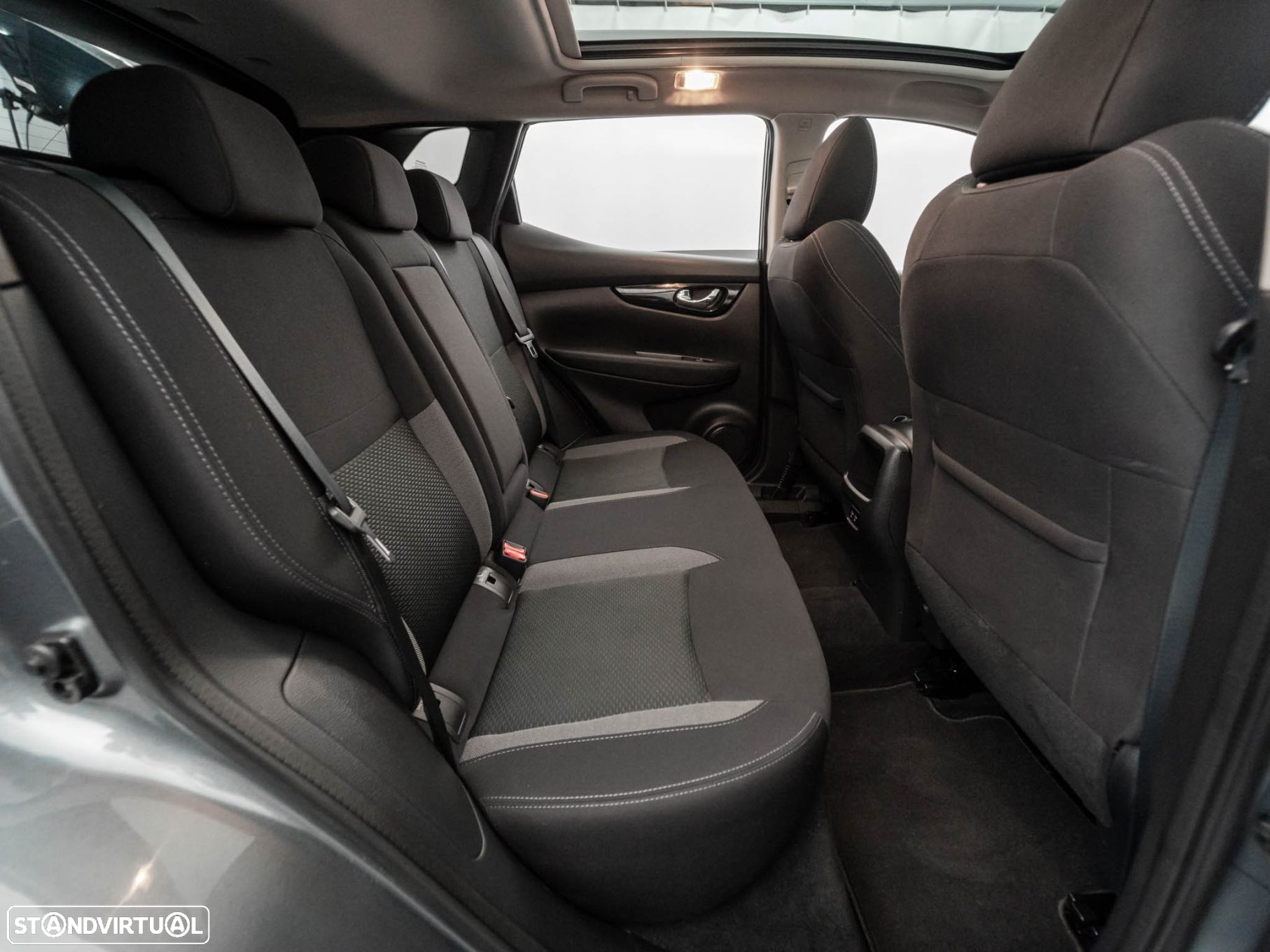 Nissan Qashqai 1.3 DIG-T N-Connecta - 42
