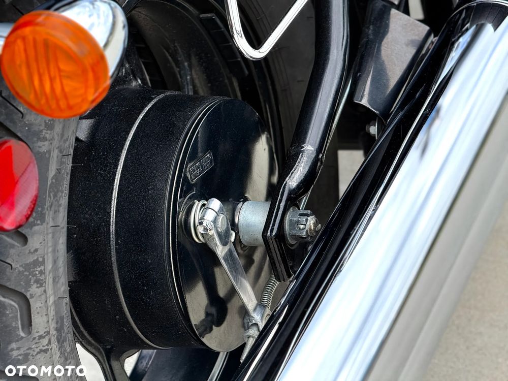 Suzuki Boulevard - 10