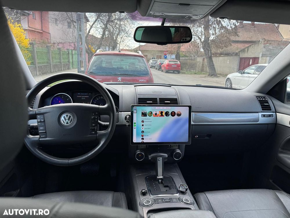 Volkswagen Touareg - 7