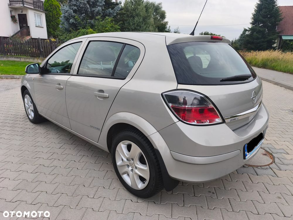 Opel Astra - 3