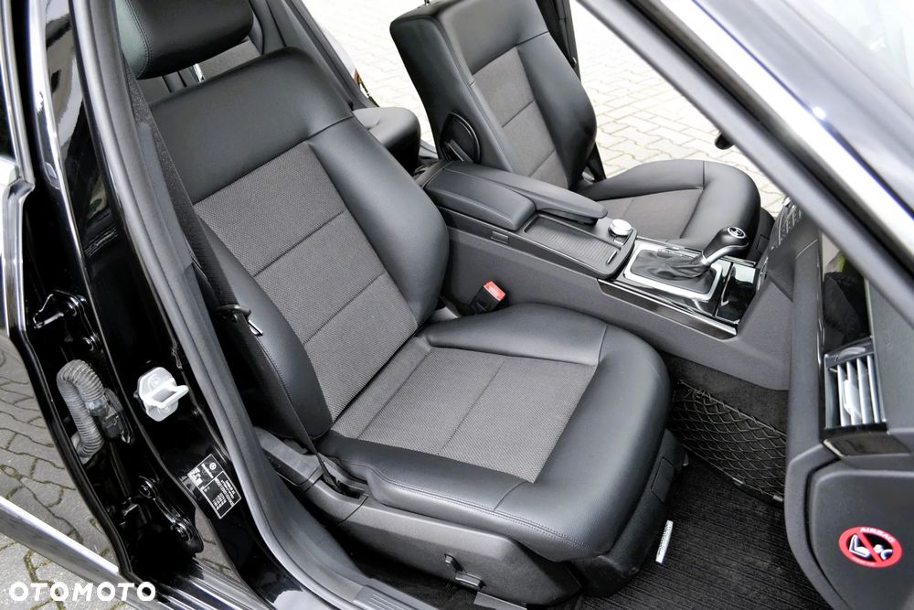 Mercedes-Benz Klasa E 200 CDI DPF BlueEFFICIENCY Automatik Avantgarde - 30