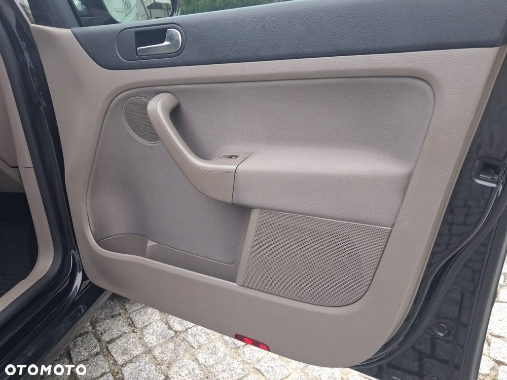 Volkswagen Golf Plus - 23