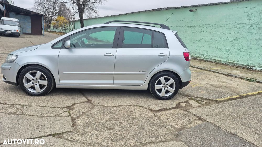Volkswagen Golf Plus 1.9 TDI DPF United - 4