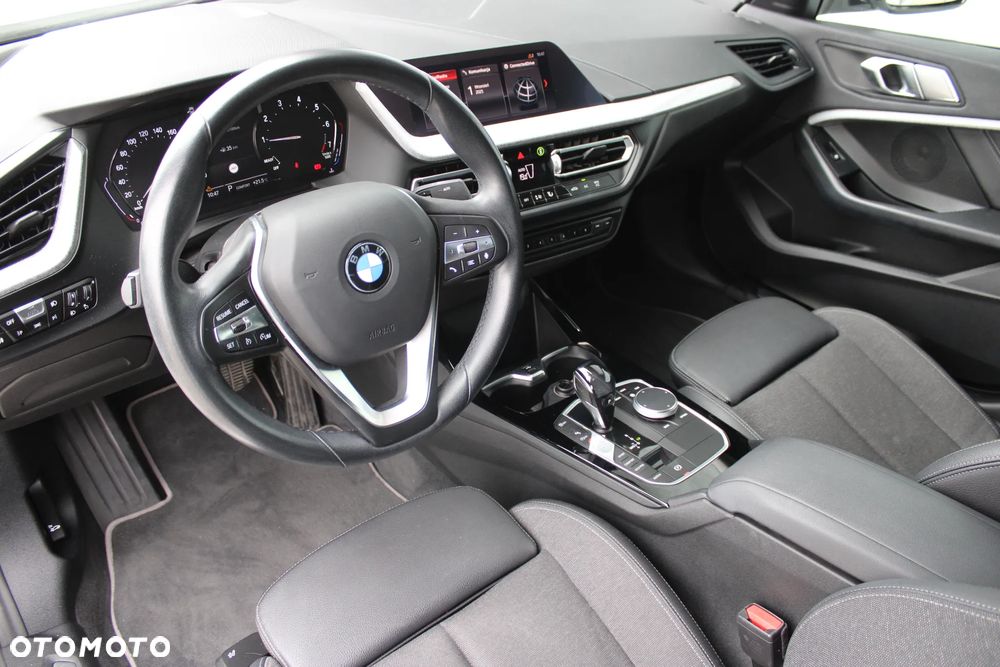 BMW Seria 2 218i GPF Sport Line - 13