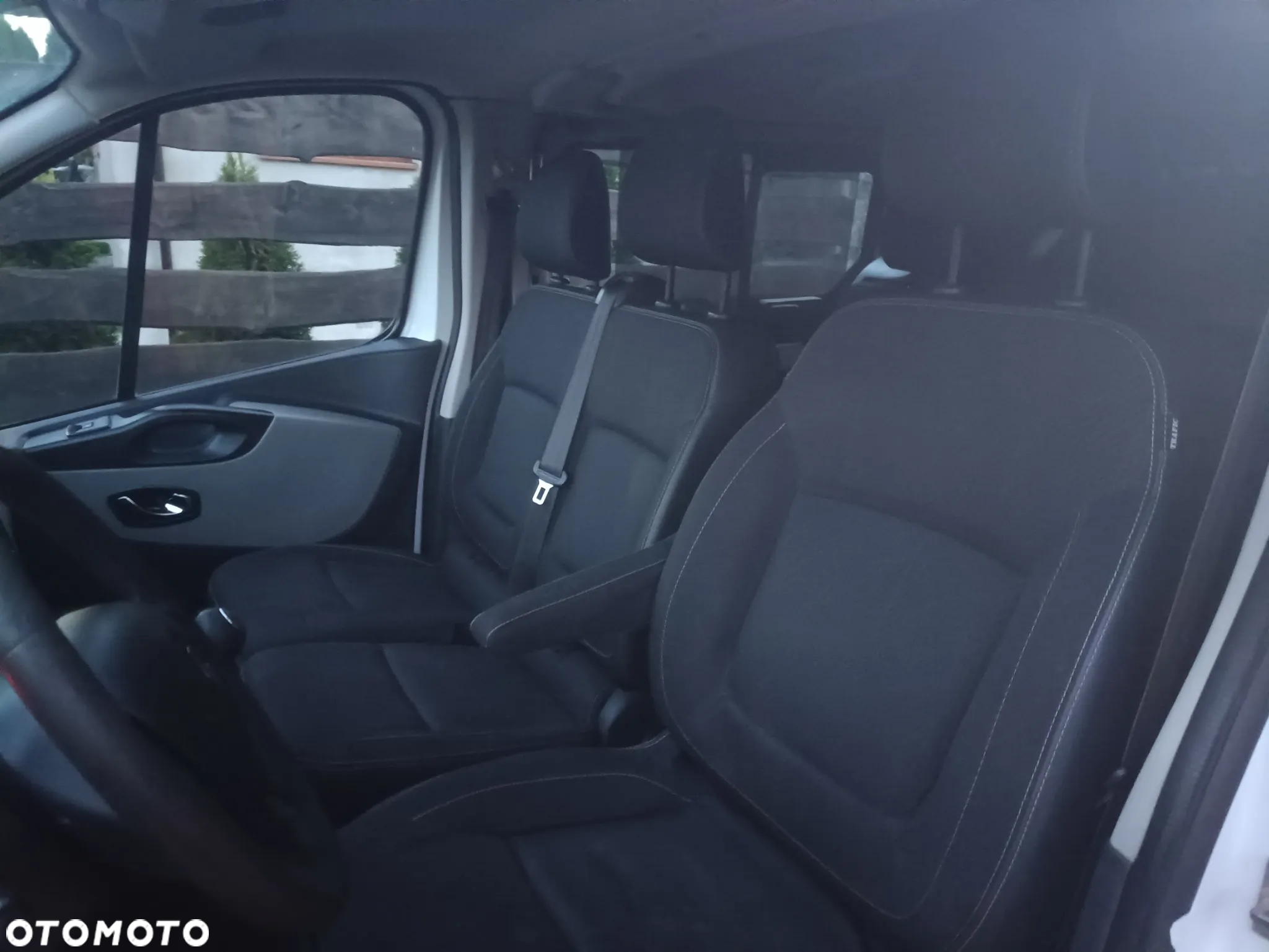 Renault Trafic - 20