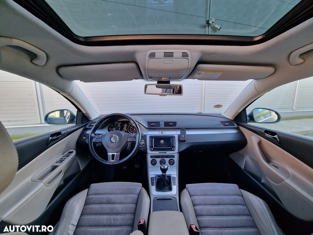Volkswagen Passat 2.0 TDI DPF Highline - 3