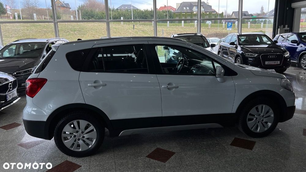 Suzuki SX4 S-Cross - 17