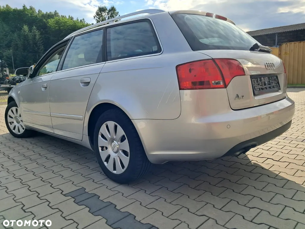 Audi A4 Avant 2.0 TDI DPF multitronic - 9