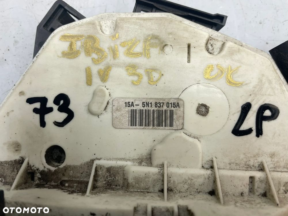 Zamek drzwi lewy przód vw Skoda Audi Seat Ibiza IV 3D  5N1837015A - 2