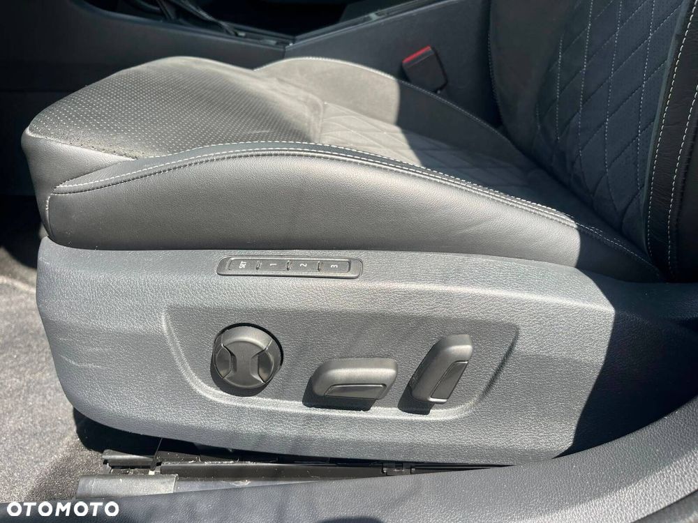 Skoda Superb 2.0 TSI 4x4 Sportline DSG - 12