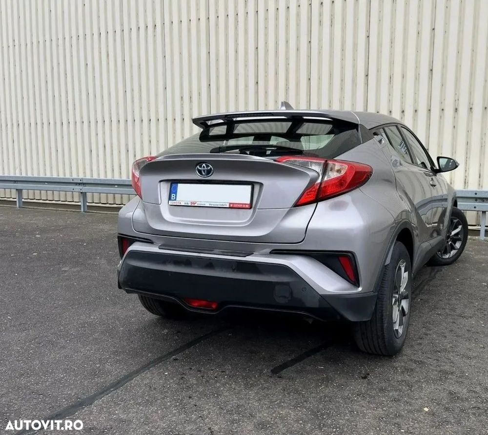 Toyota C-HR - 4