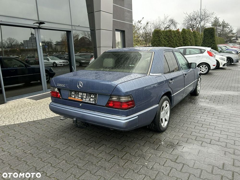 Mercedes-Benz Klasa E 200 Avantgarde - 5