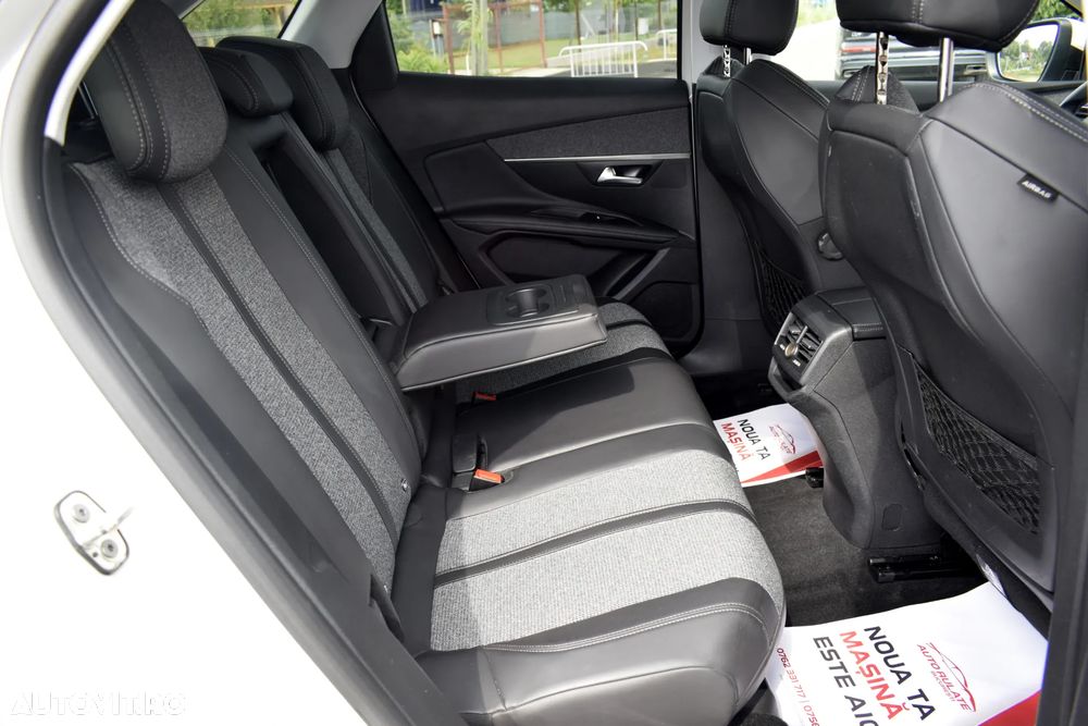Peugeot 3008 PureTech 130 Stop & Start EAT6 Allure - 11