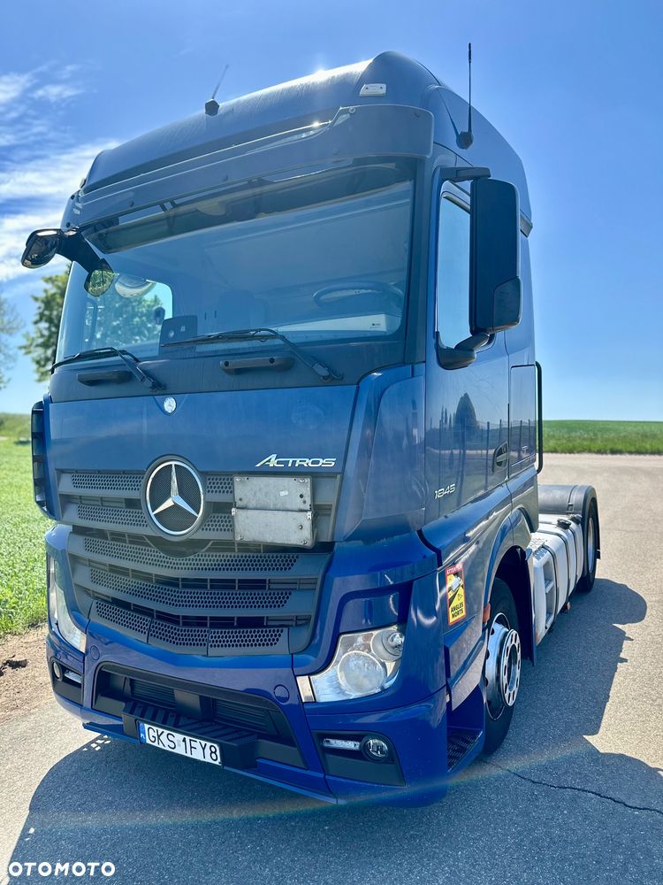 Mercedes-Benz Actros - 1