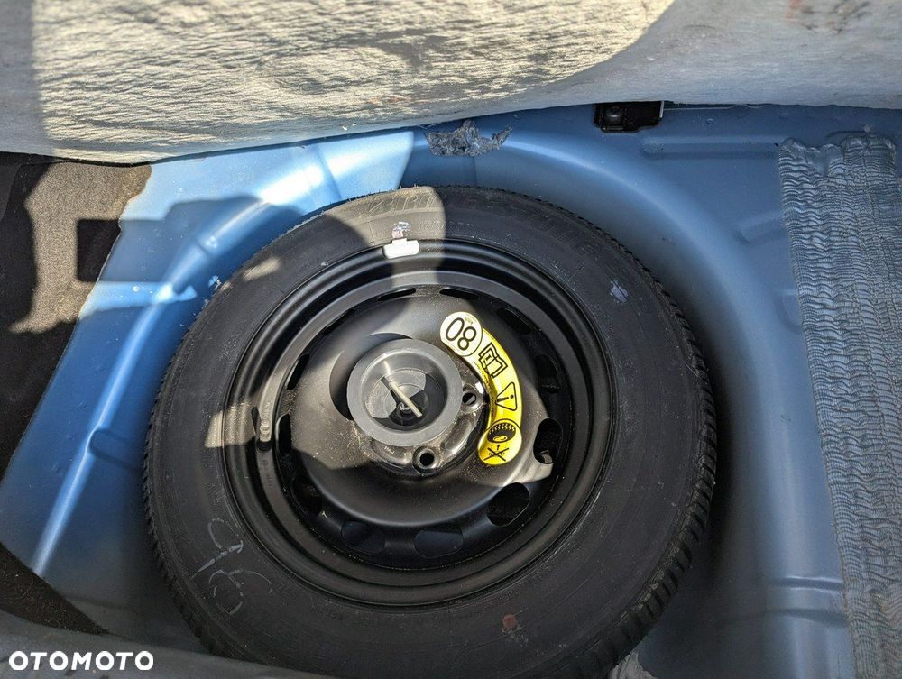 Ford Fiesta - 24