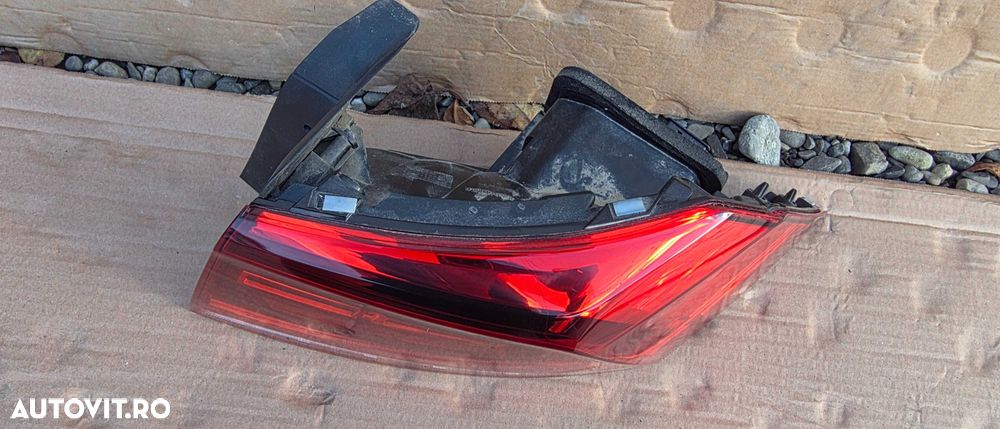 Stop dreapta VW Passat B8 Facelift LED sedan 2019 2020 / 2021 2022 - 2