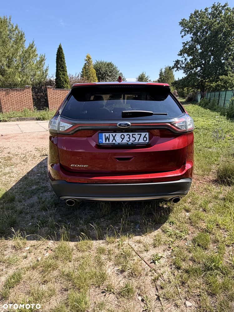 Ford Edge 2.0 TDCi Twin-Turbo 4WD Titanium - 4