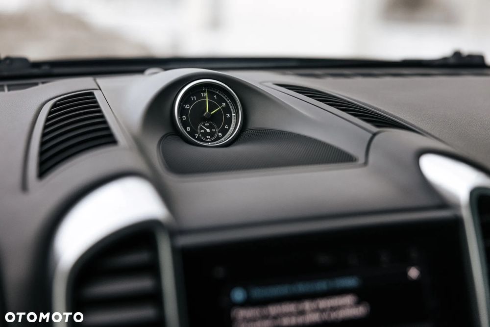 Porsche Cayenne E-Hybrid - 25