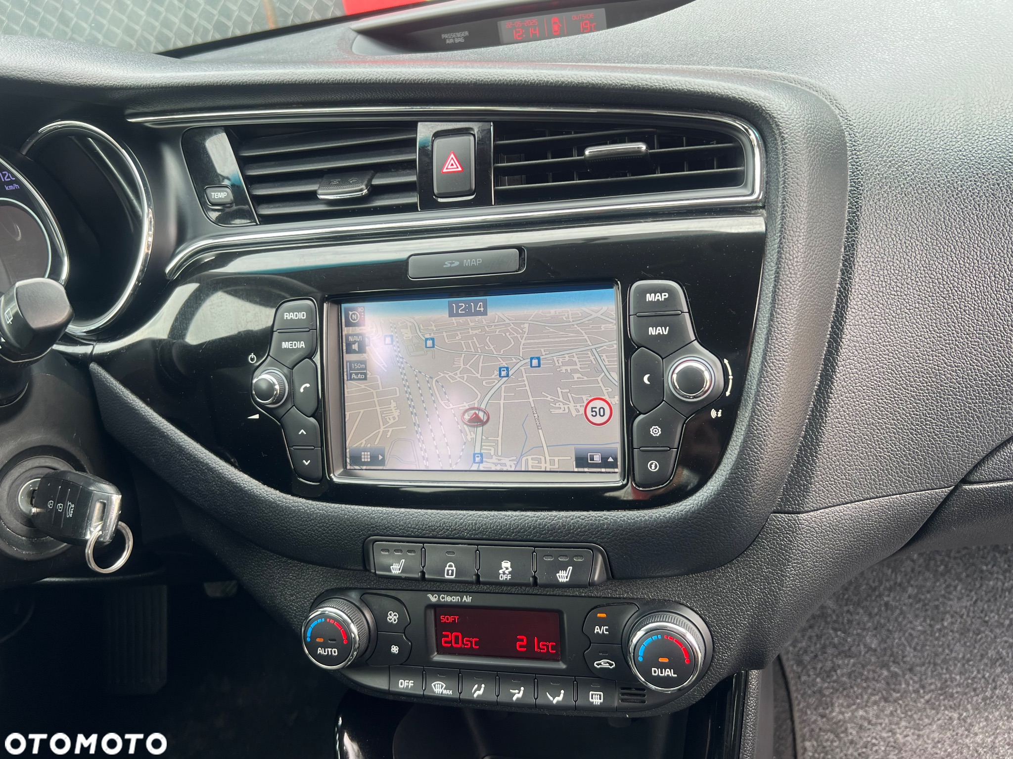 Kia Ceed - 12