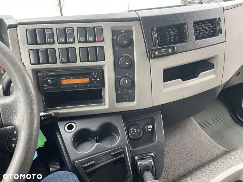 Volvo FL 240 - 15
