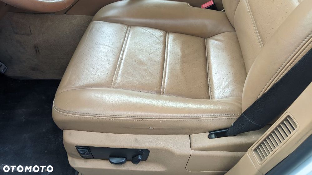 FOTELE SIEDZENIA PORSCHE CAYENNE I 7L BOCZKI DVD KOMPLET LIFT Posiadamy cały środek kompletny - 10