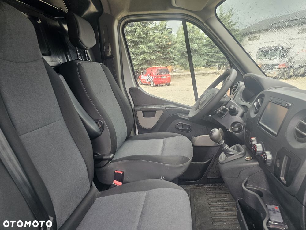Renault Master - 22