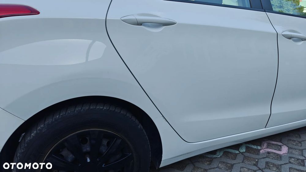 Hyundai i30 1.4 Classic - 9