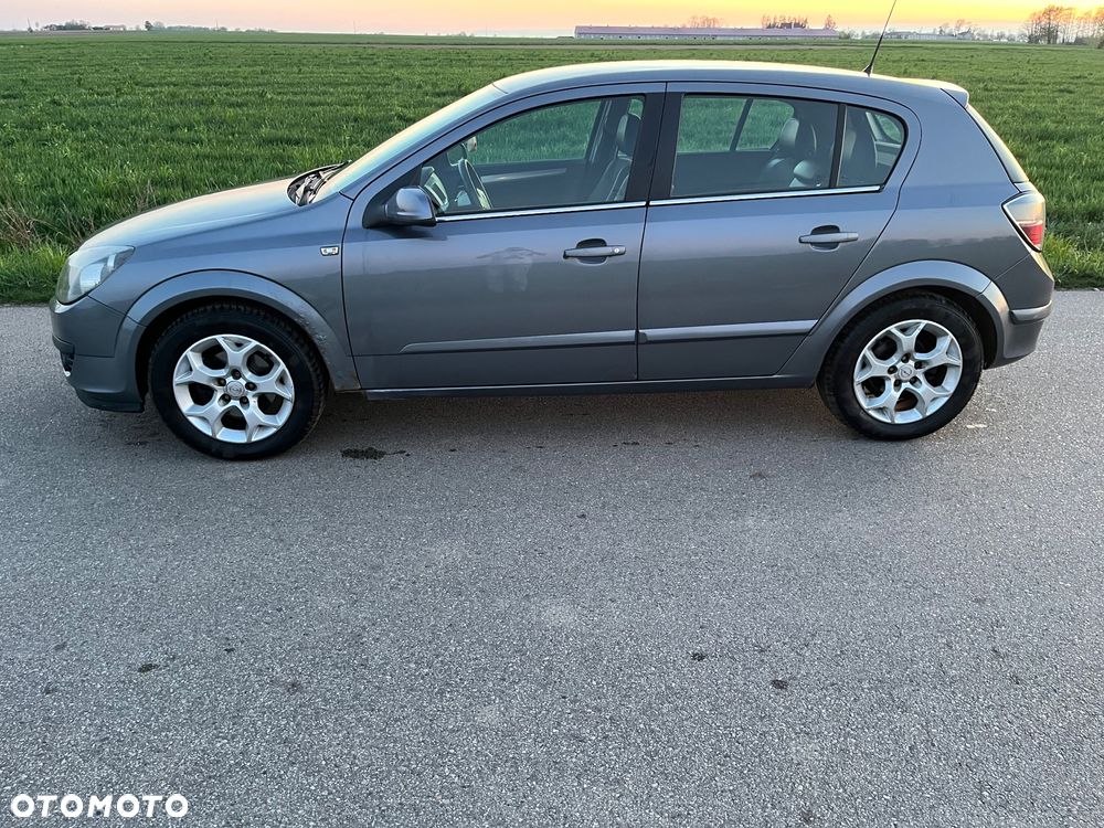 Opel Astra 1.6 Cosmo - 3