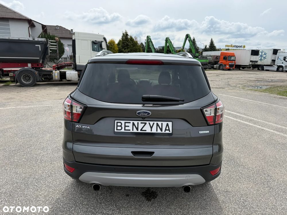Ford Kuga 1.5 EcoBoost 2x4 Titanium - 32