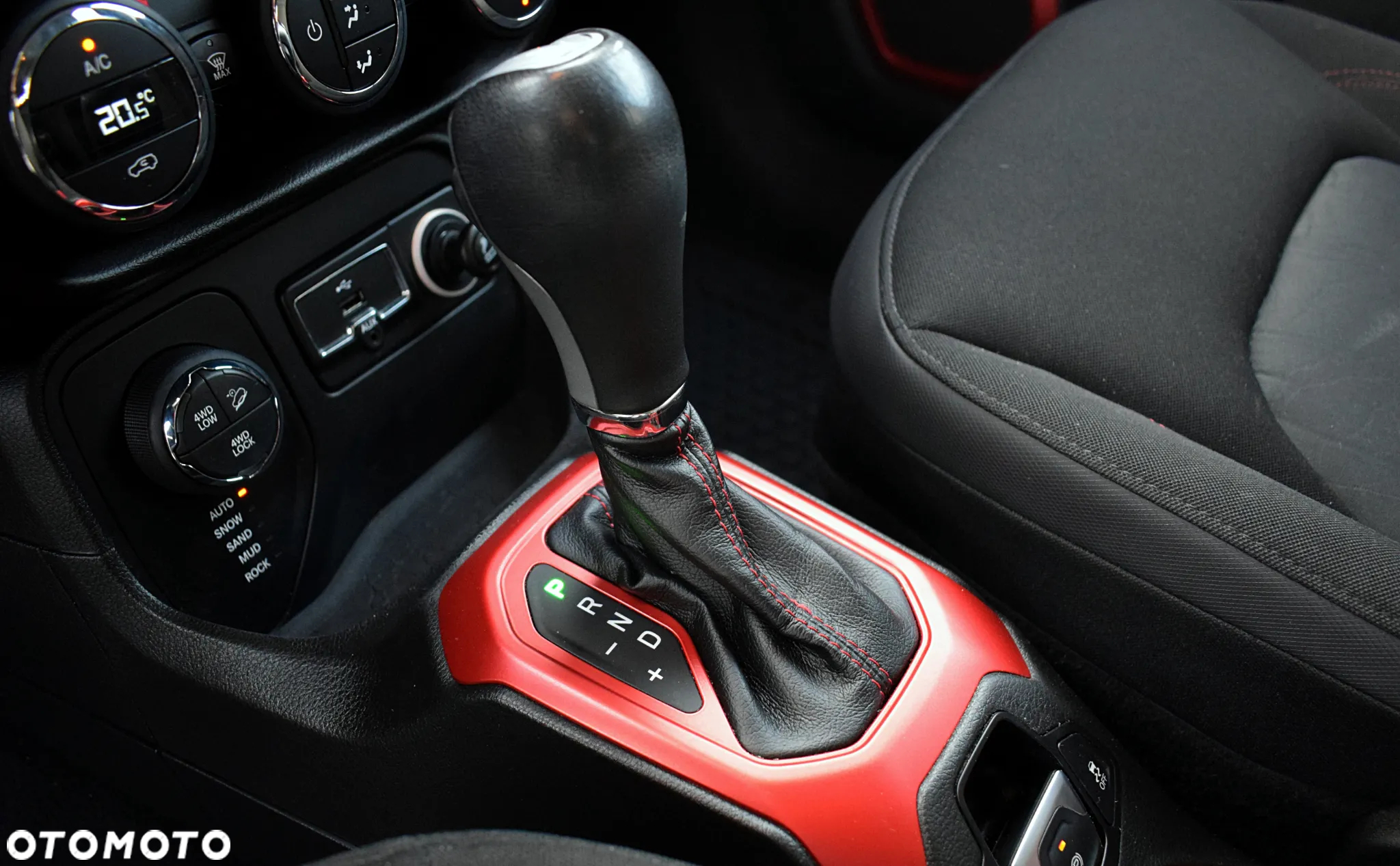 Jeep Renegade 2.0 MultiJet Trailhawk 4WD S&S - 23